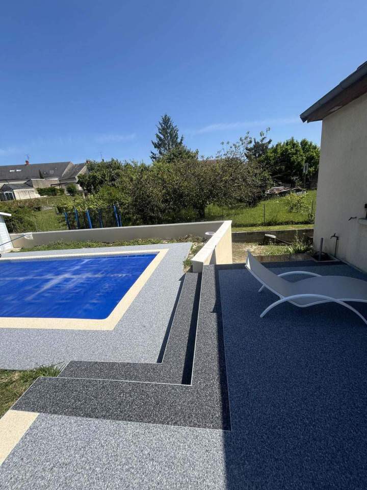 Aménagement terrasse piscine Cher